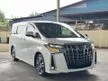 Recon 2020 Toyota Alphard 2.5 SC Wireless Charger