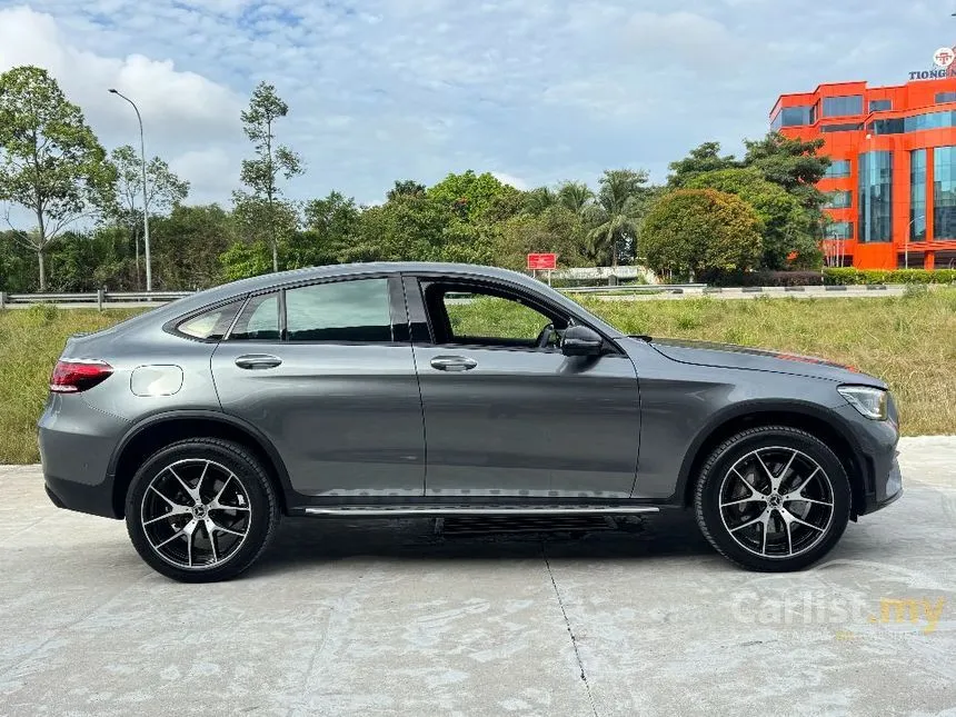 2022 Mercedes-Benz GLC300e 4MATIC Coupe