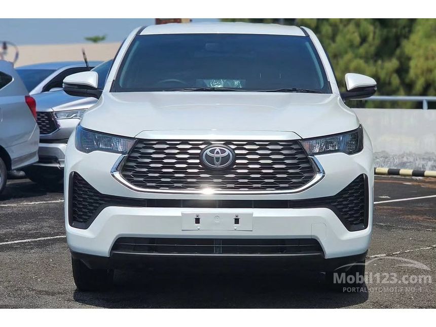 Jual Mobil Toyota Kijang Innova Zenix 2026 G HV (Non Premium Color) 2.0 ...