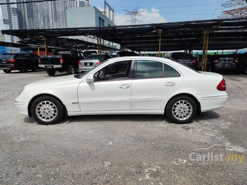 2003 Mercedes-Benz E240 Elegance Sedan