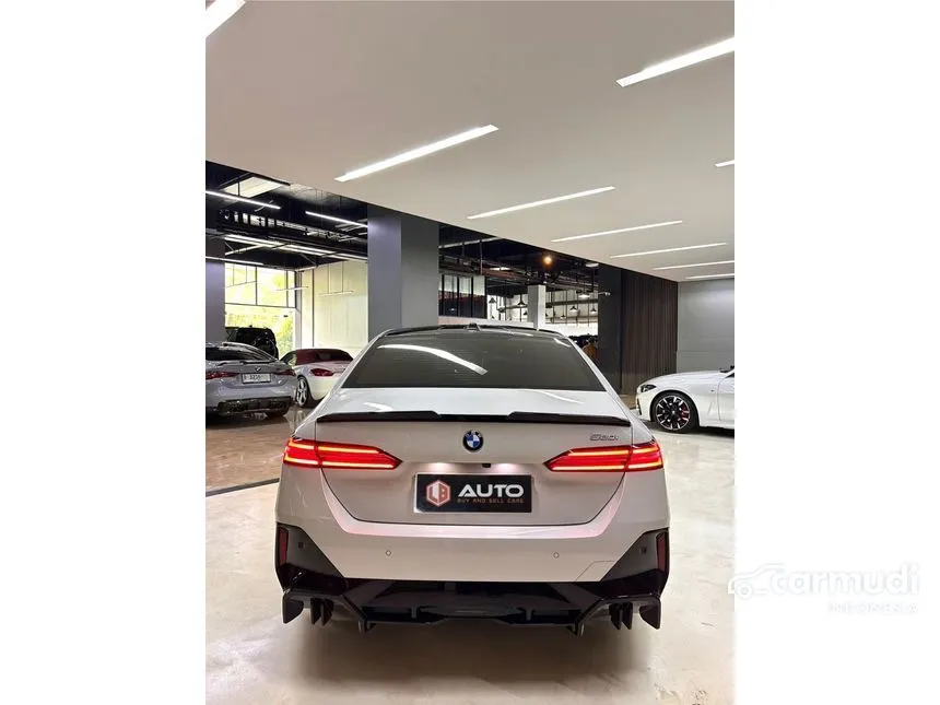 2024 BMW 520i M Sport Sedan