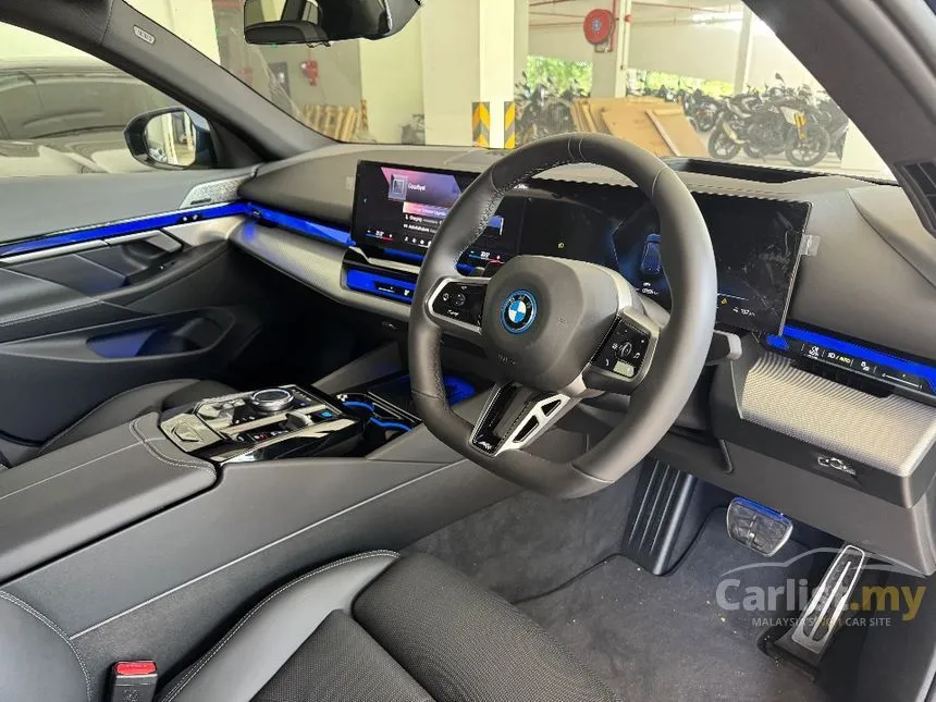 2024 BMW i5 eDrive40 M Sport Sedan