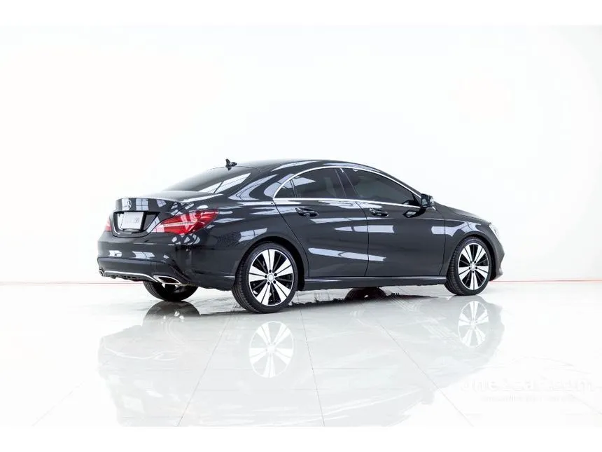 2017 Mercedes-Benz CLA200 Urban Sedan