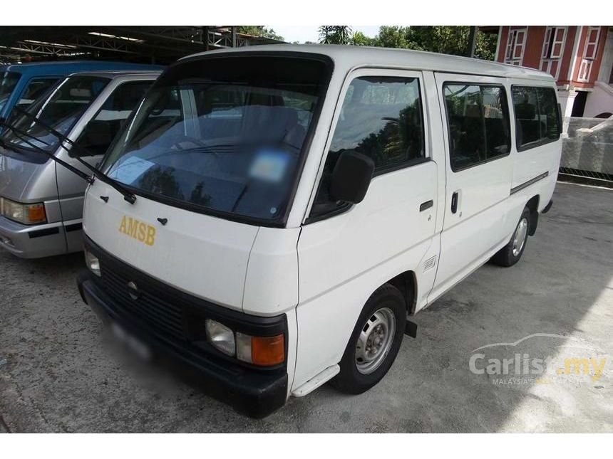 nissan urvan old model