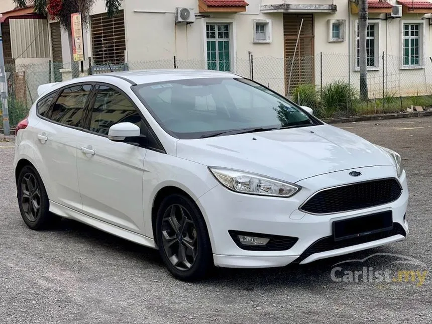 2016 Ford Focus Ecoboost Trend Hatchback