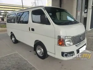 2011 Nissan Urvan 3.0 Window Van