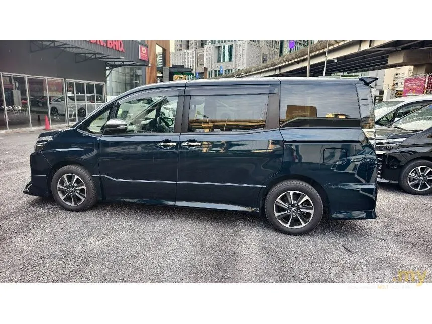 2021 Toyota Voxy ZS Kirameki III Edition MPV