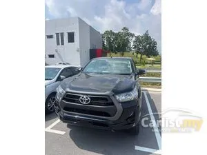 2026 Toyota Hilux 2.4 E Dual Cab Pickup