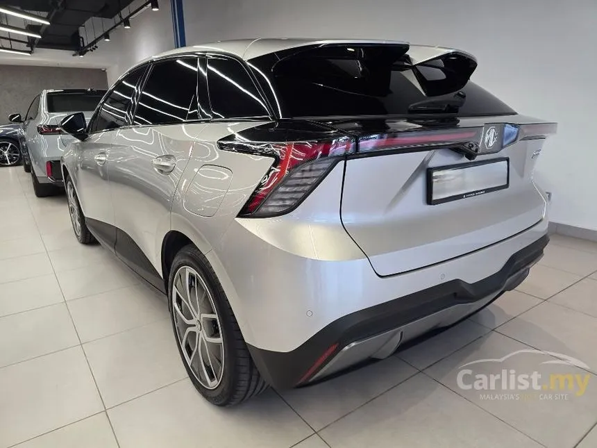 2024 MG 4 Lux Hatchback