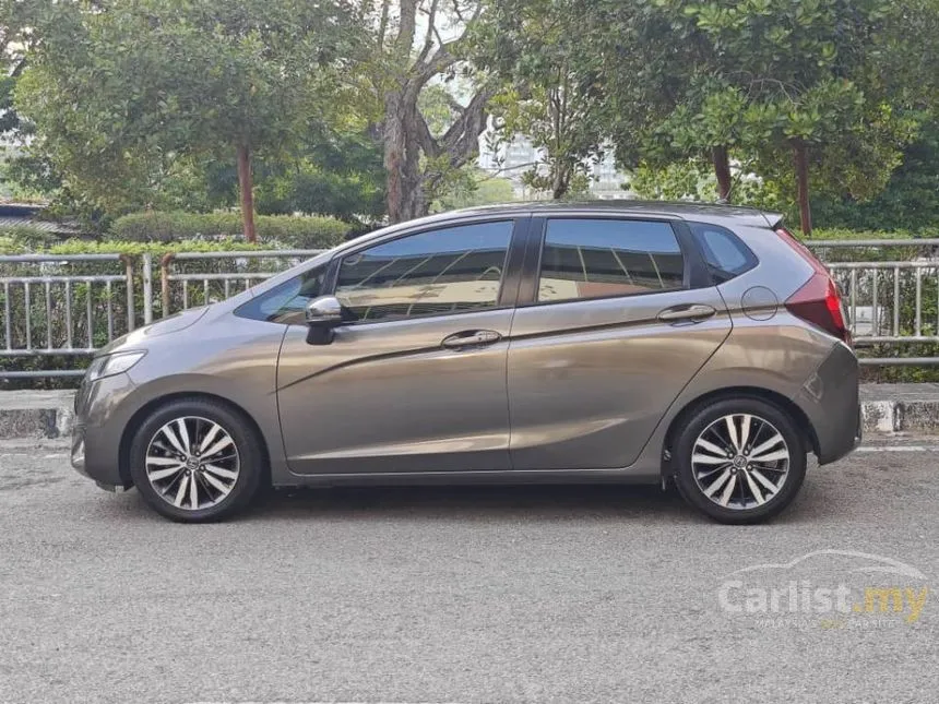 2014 Honda Jazz V Hatchback