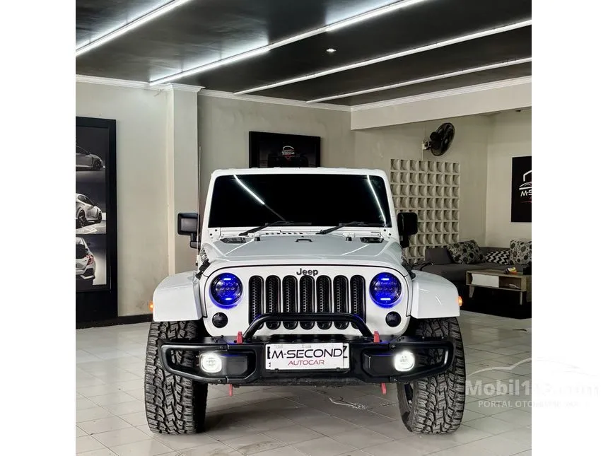 2012 Jeep Wrangler Sahara Unlimited 4 Door SUV