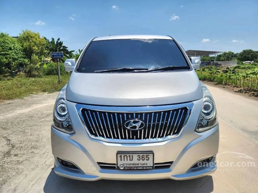 2013 Hyundai GRAND STAREX VIP Wagon
