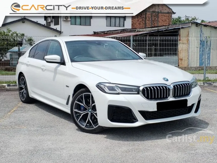 2022 BMW 530e M Sport Sedan