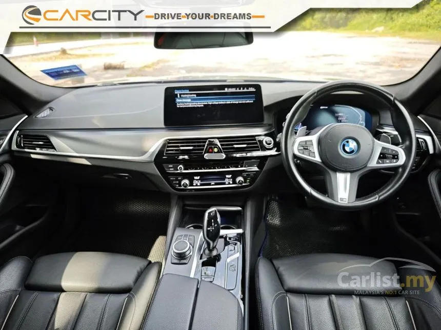 2022 BMW 530e M Sport Sedan