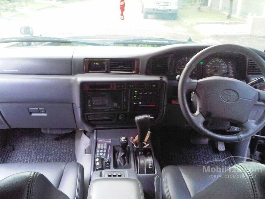 1997 Toyota Land Cruiser SUV