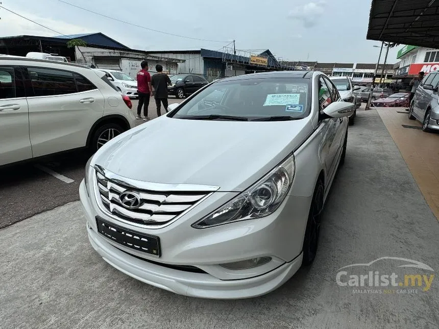 2012 Hyundai Sonata Executive Plus Sedan
