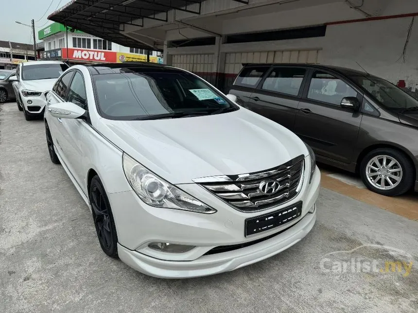 2012 Hyundai Sonata Executive Plus Sedan
