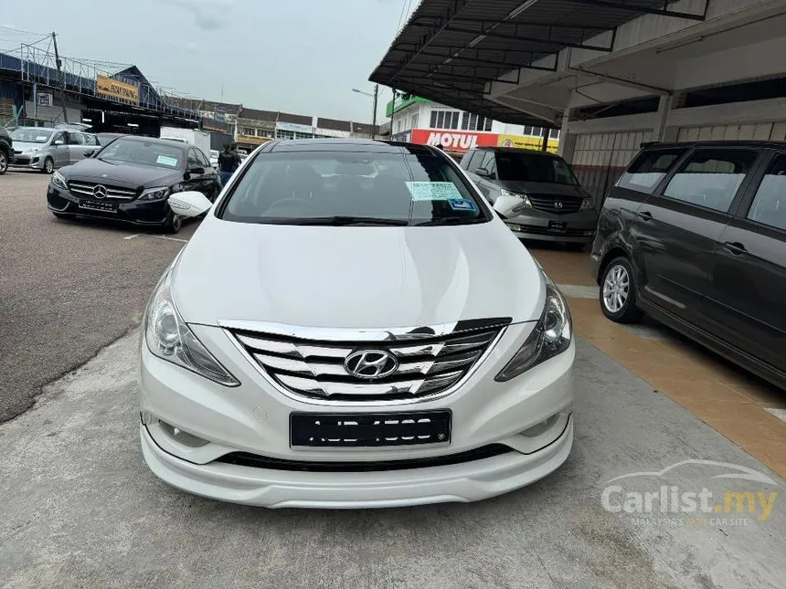2012 Hyundai Sonata Executive Plus Sedan