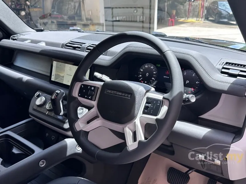 2023 Land Rover Defender 110 D300 S SUV