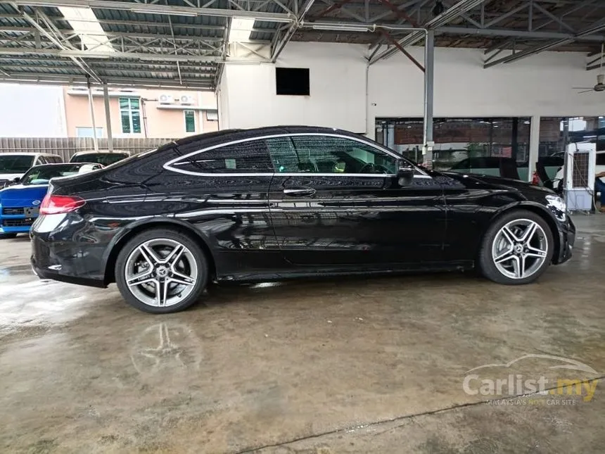 2020 Mercedes-Benz C200 AMG Line Coupe