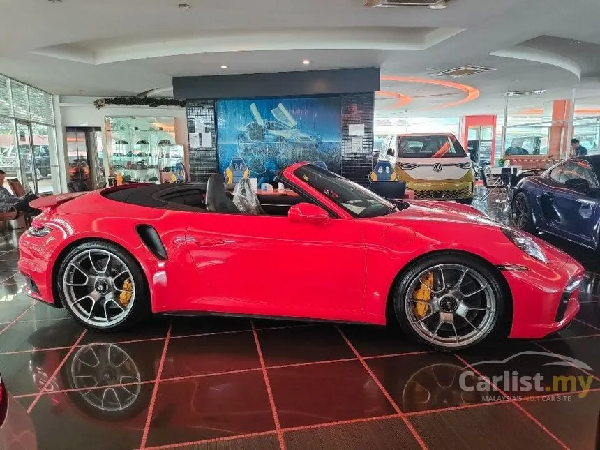 2022 Porsche 911 Turbo S Coupe