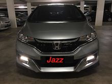 2020 Honda Jazz S FREE( Cash Rebates+Bodykit+Tinting)