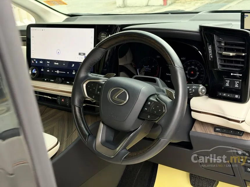 2024 Lexus LM 500h Version L 6 Seater MPV