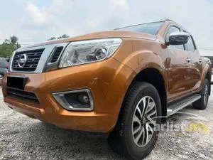 2017 Nissan Navara 2.5 NP300 VL Dual Cab Pickup FREE WARRANTY LED PROJECTER HEADLAMP WITH DAYLIGHT LEATHER SEAT