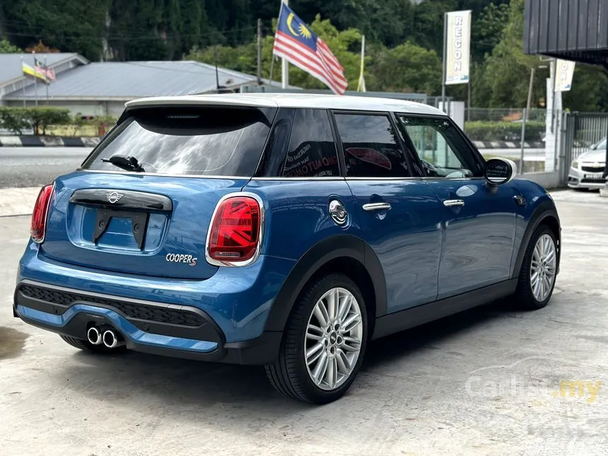 2022 MINI Cooper S 5 Door Hatchback