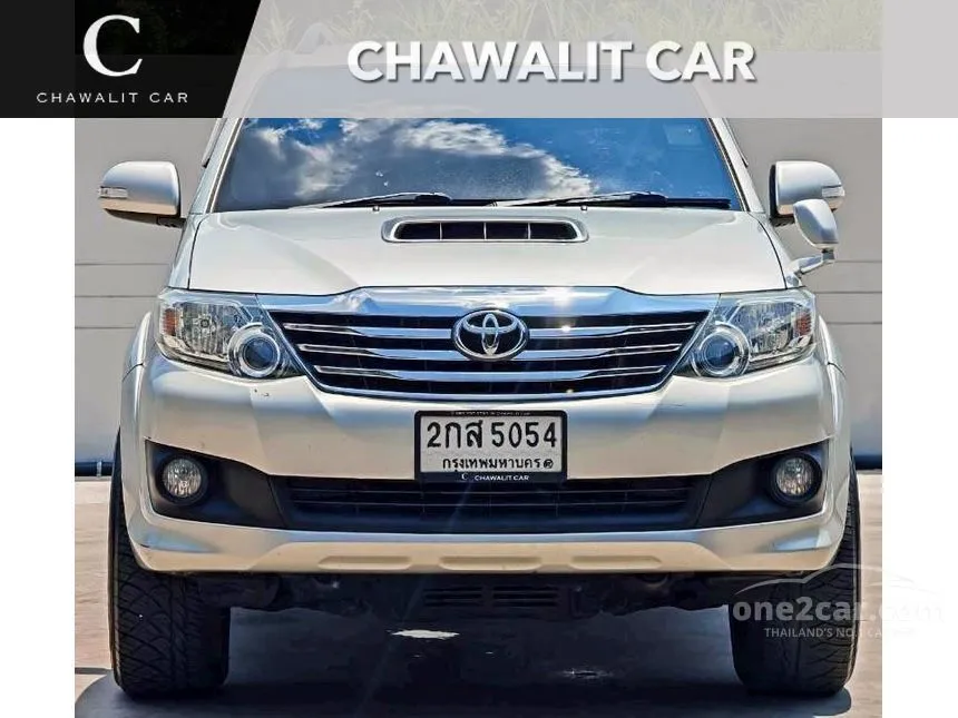2014 Toyota FORTUNER V SUV