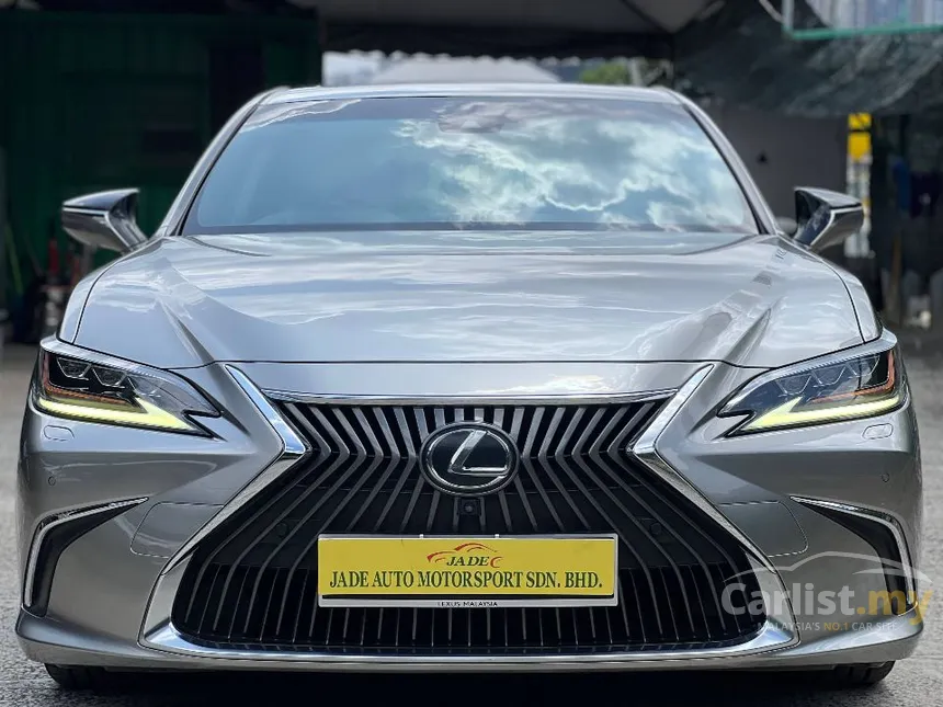2021 Lexus ES 250 Luxury Sedan