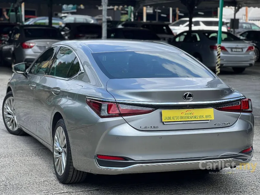 2021 Lexus ES 250 Luxury Sedan