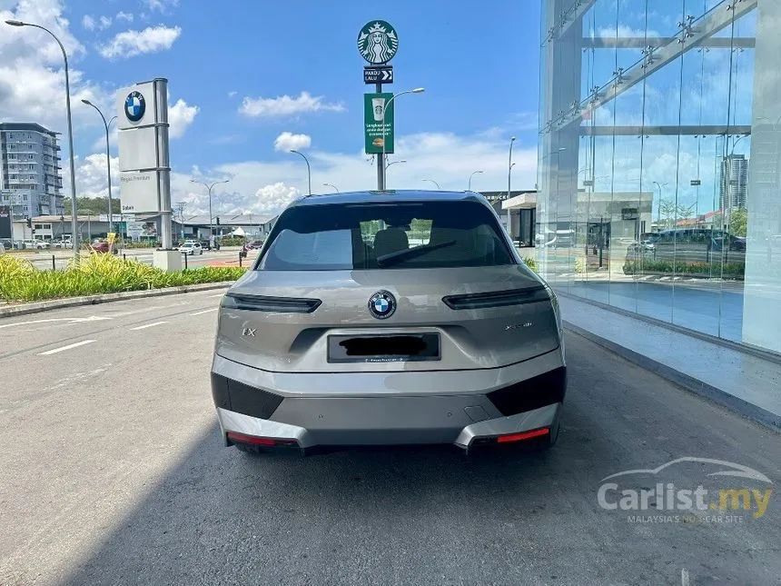 2023 BMW iX xDrive40 SUV