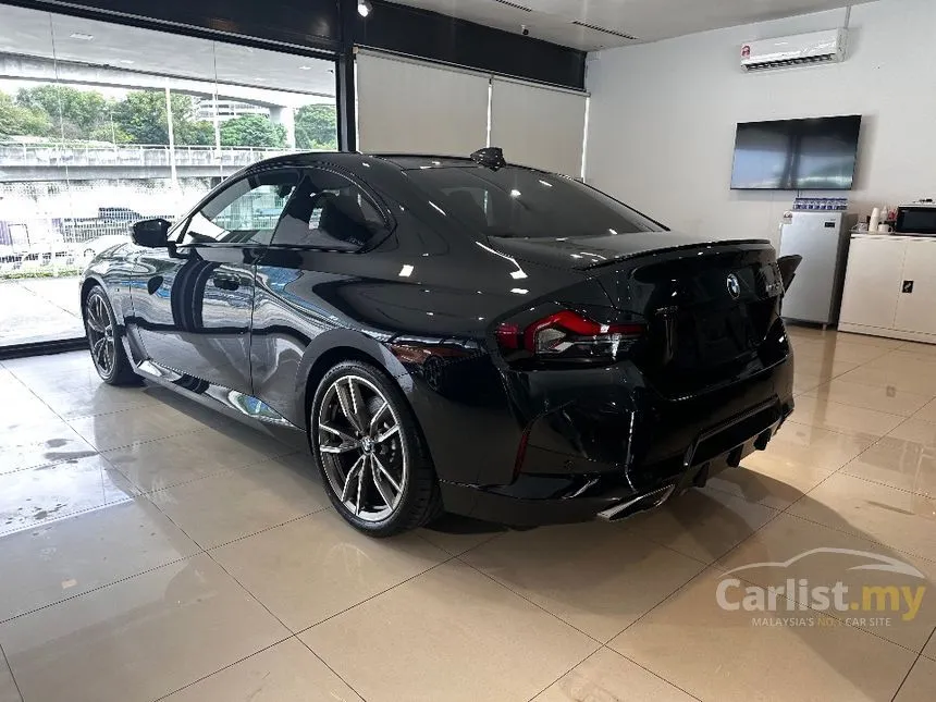 2022 BMW M240i xDrive Coupe