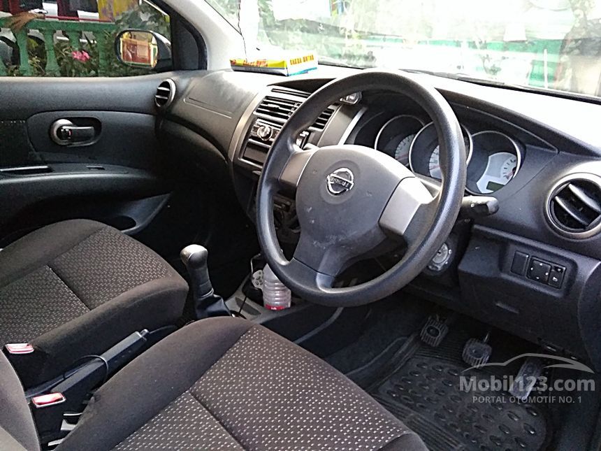 Jual Mobil Nissan Grand Livina 2012 XV 1 5 di Jawa Tengah Jual Mobil Nissan Grand Livina 2012 XV 1 5 di Jawa Tengah