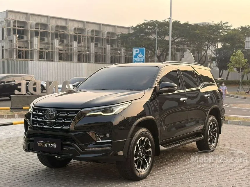 2022 Toyota Fortuner GR Sport 4X2 SUV