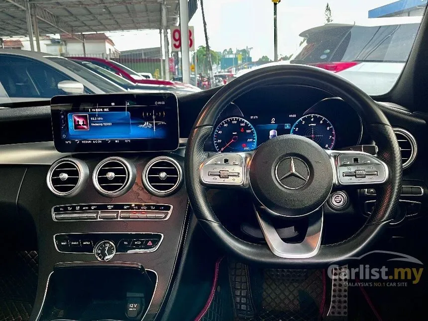 2018 Mercedes-Benz C300 AMG Line Sedan
