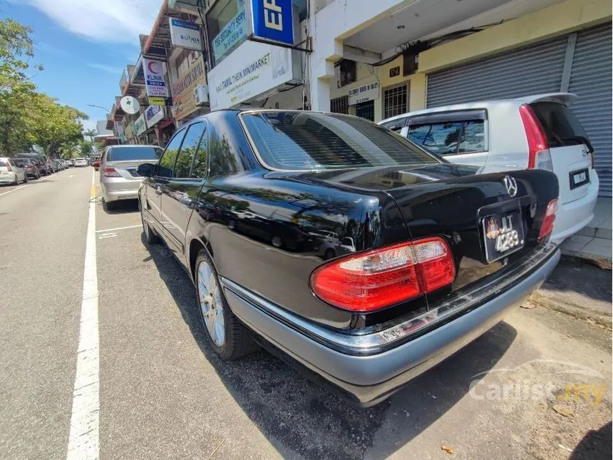 1998 Mercedes-Benz E240 Avantgarde Sedan
