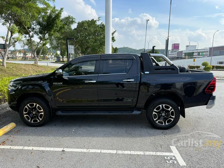2023 Toyota Hilux V Dual Cab Pickup