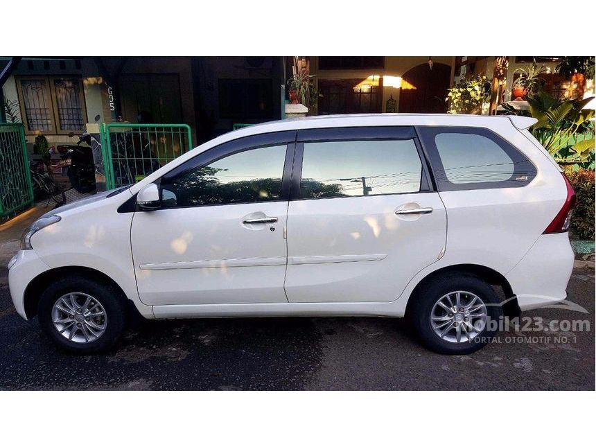 2012 Daihatsu Xenia R Sporty MPV