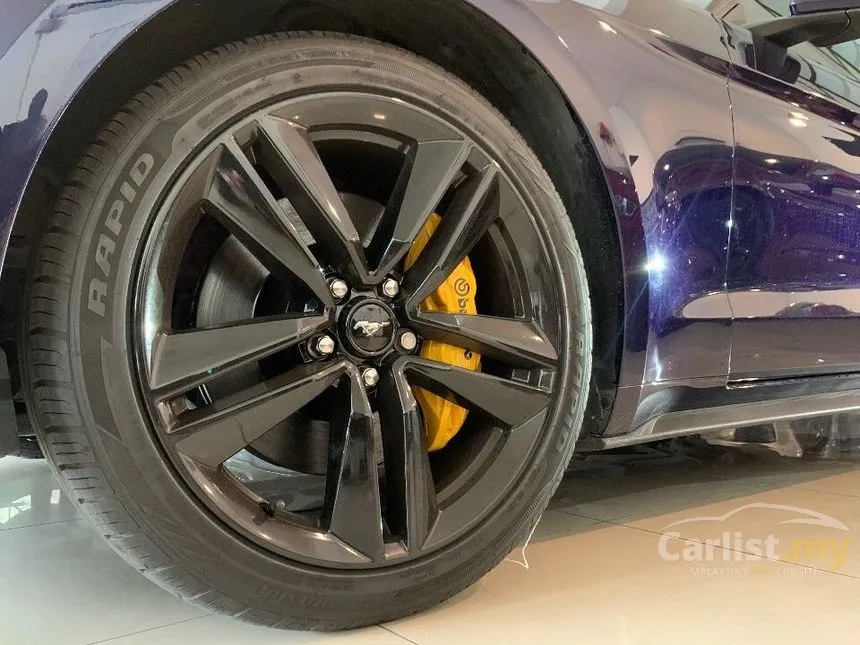 2017 Ford MUSTANG Coupe