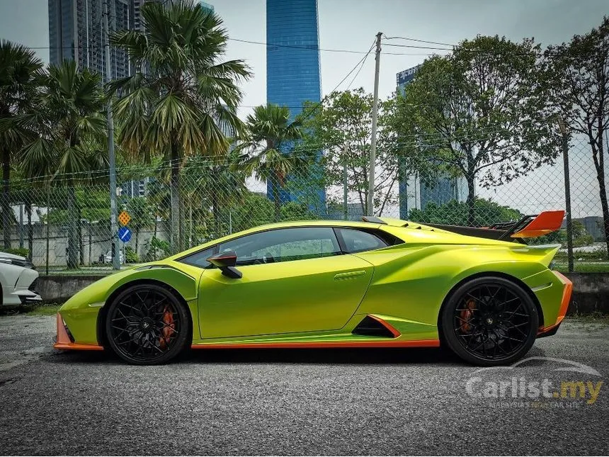 2021 Lamborghini Huracan STO Coupe
