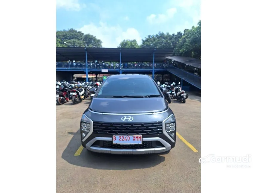 Jual Mobil Hyundai Stargazer 2025 Essential 1.5 di DKI Jakarta Automatic MPV Abu