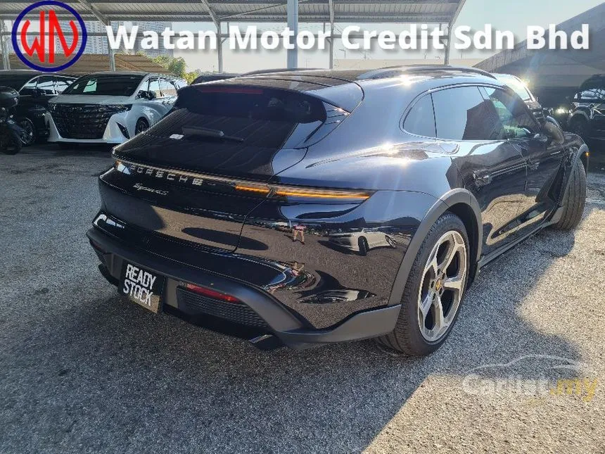 2022 Porsche Taycan 4S Cross Turismo Wagon