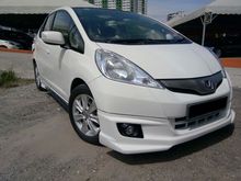 2014 2014 2014 Honda Jazz 1.3 Hybrid , full service under waranty