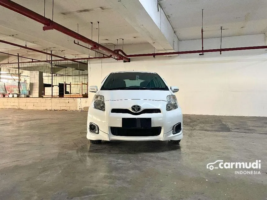 2014 Toyota Yaris E Hatchback