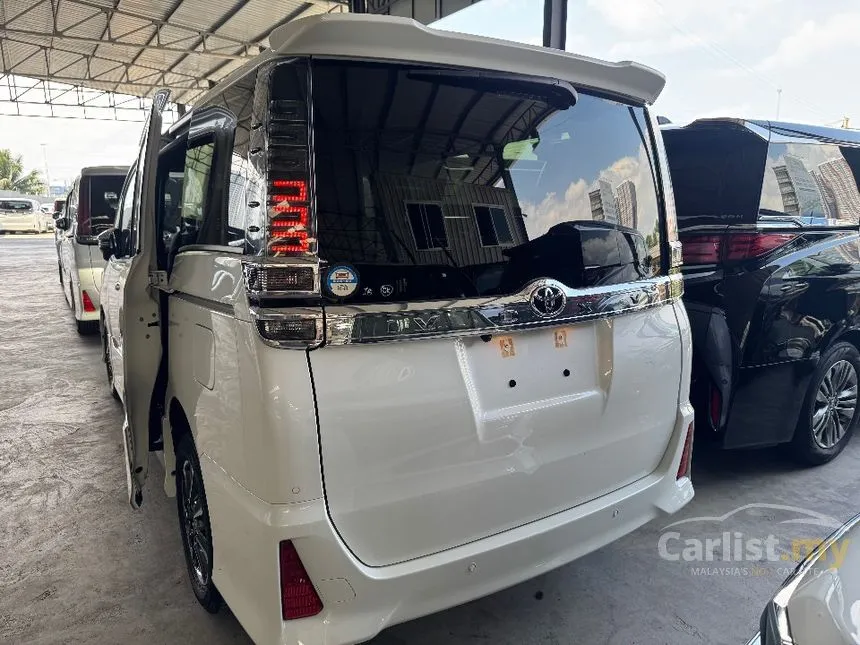 2021 Toyota Voxy ZS Kirameki III Edition MPV