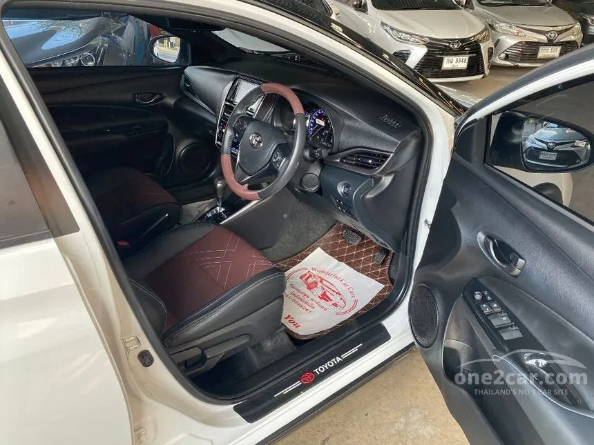 2021 Toyota Yaris Sport Premium X Hatchback
