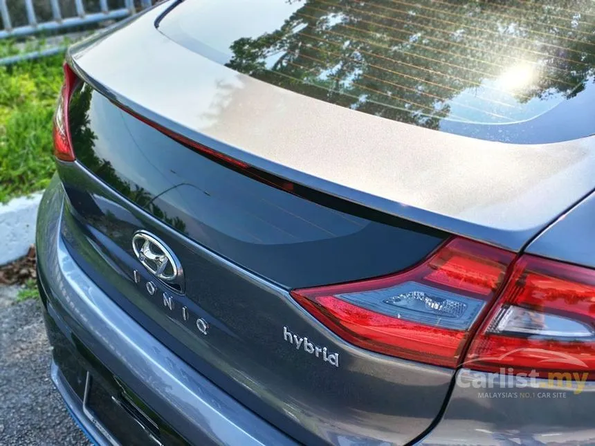 2019 Hyundai Ioniq HEV Plus Hatchback