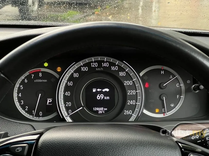 2018 Honda Accord VTi-L Advance Sedan
